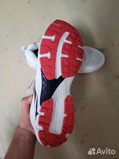 Беговые кроссовки forward