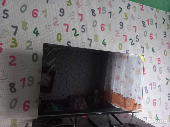 Телевизор SMART 32 бу