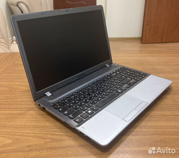Ноутбук Samsung np355v5c