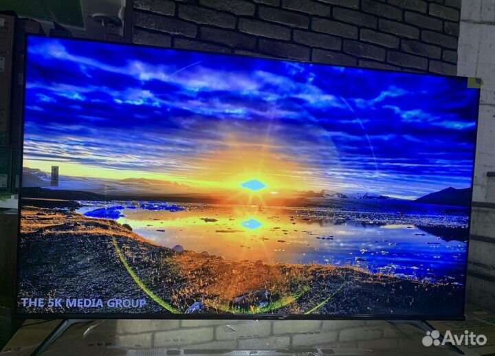 Огромный безрамочный телевизор 163 см(есть всё)