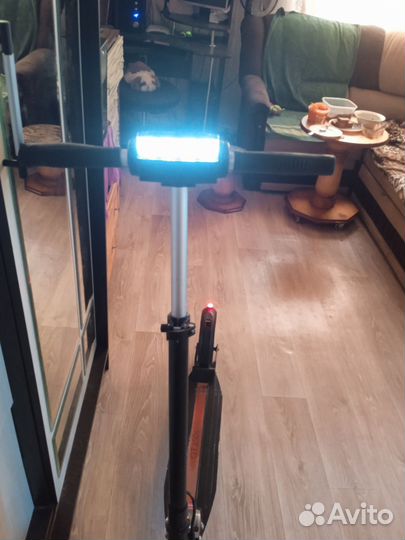 Электро самокат 350 ватт