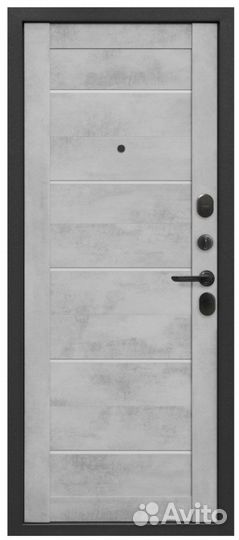 Дверь входная в квартиру