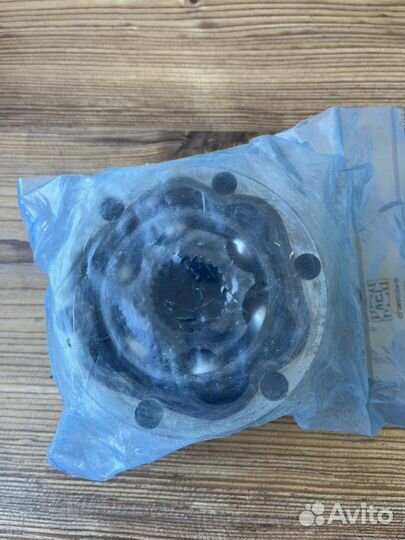 Внутренний шрус оригинал номер 1K0498103A