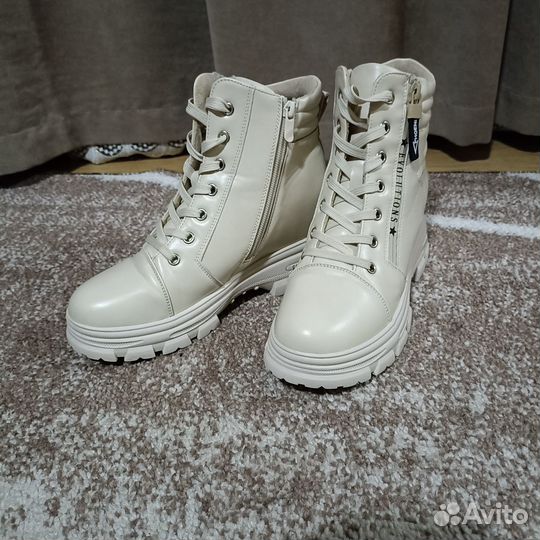 Ботинки женские весенние 39-40 размер