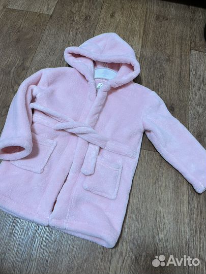 Халат плюшевый для девочки на 2-3 года