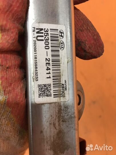 Топливная рампа форсунка на Hyundai Creta