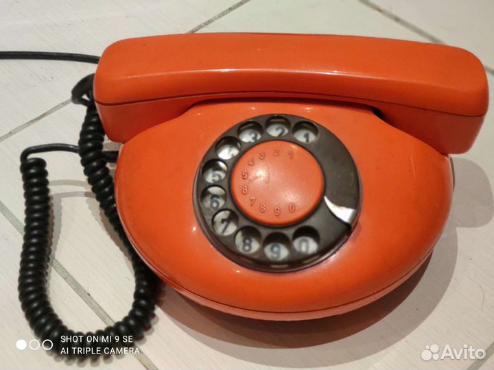 Дисковый телефон Tesla