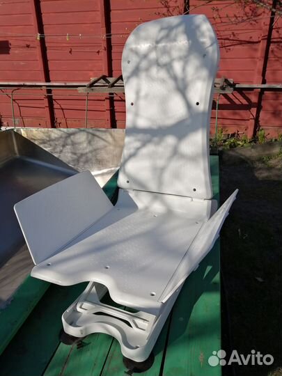 Кресло-подъемник с электроприводом aquatec