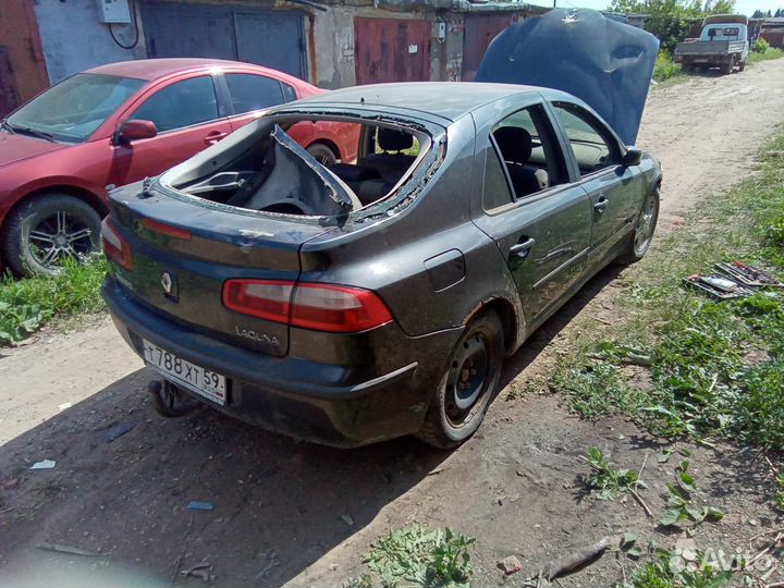 Крышка багажника Рено Лагуна 2