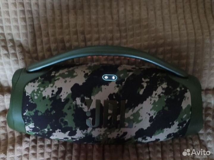 Колонка jbl boombox 3