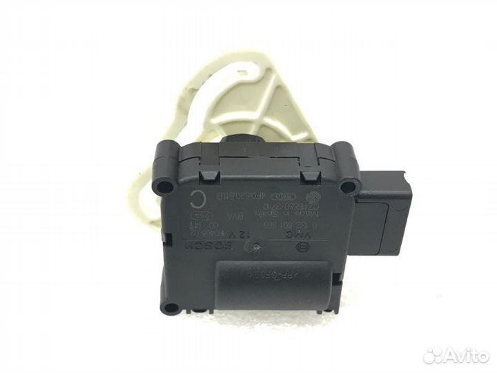 Моторчик заслонки отопителя Audi A8 D3 BVJ 2008