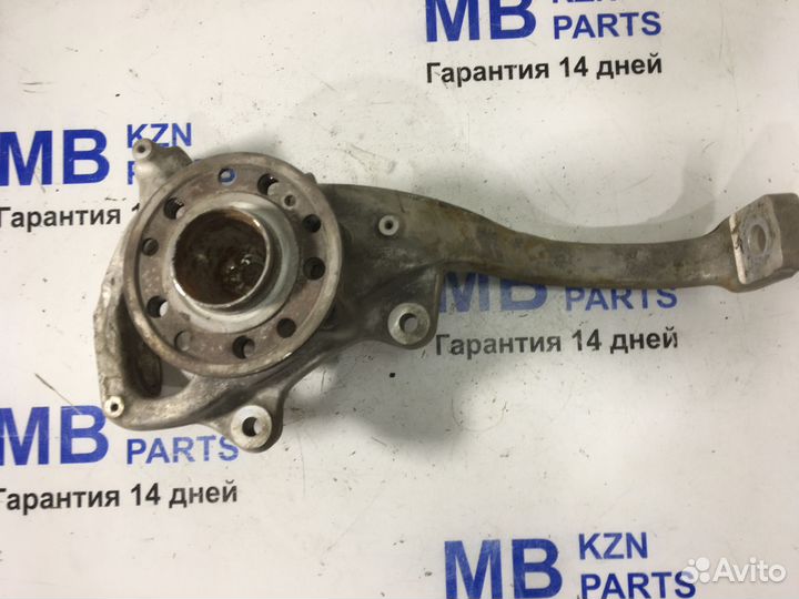 Кулак Mercedes w205 арт 01078