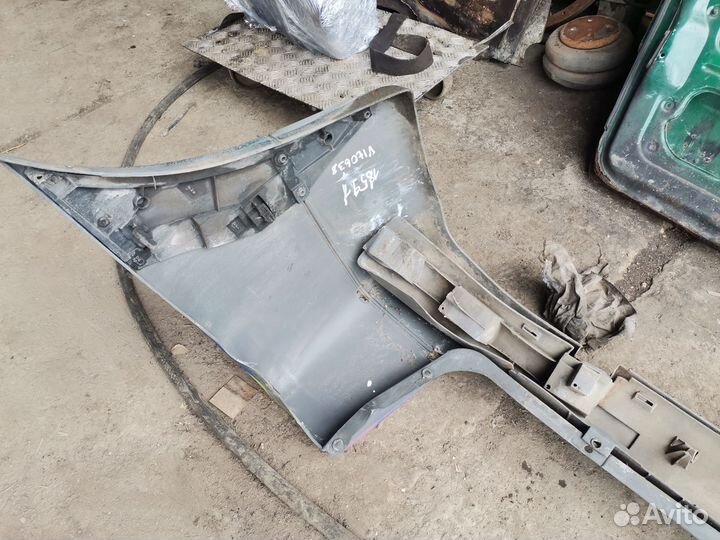 Бампер задний Mercedes Vito w638