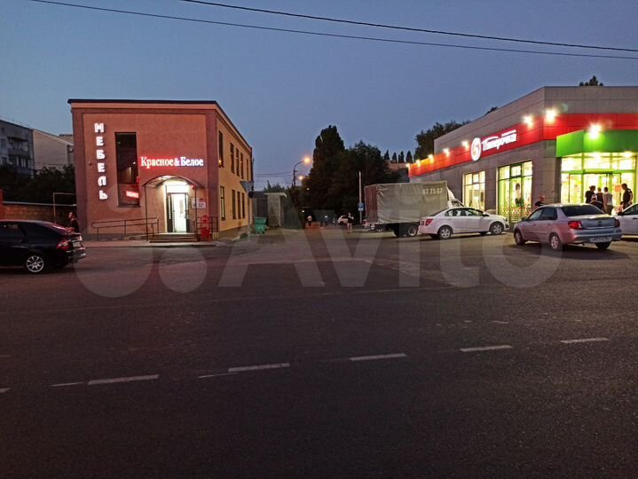Торговая площадь, 55 м²