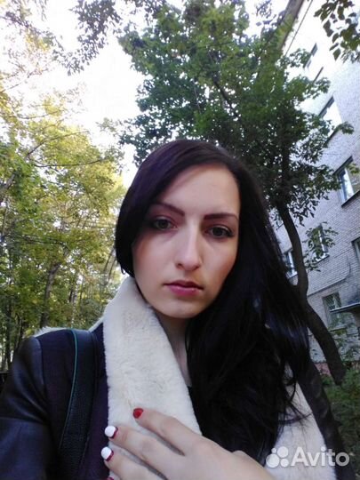 Администратор, помощник менеджера, хостес