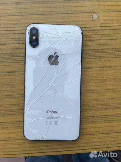 iPhone X, 256 ГБ