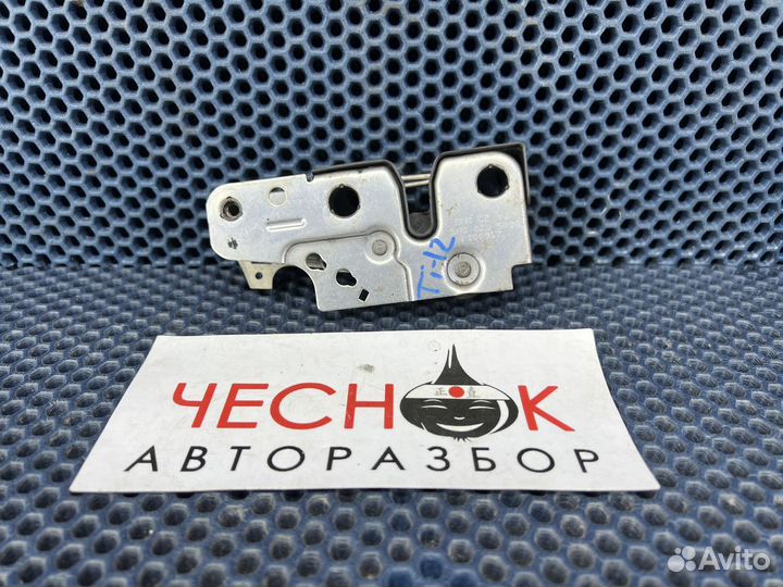 Замок капота Volkswagen Tiguan 2007-2017 Тигуан