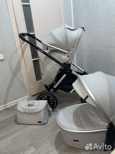 Коляска Luxmom 3 в 1 в идеальном состоянии