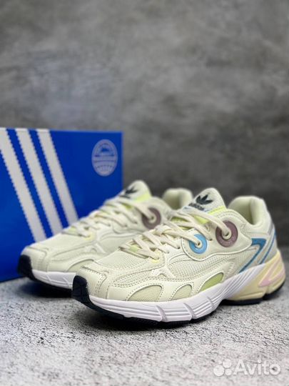 Кроссовки Adidas wmns astir wonder white bliss