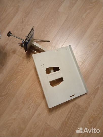 Кронштейн для микроволновки, телевизора