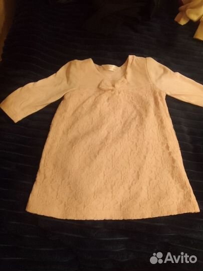 Платье для девочки 74. Есть пятна