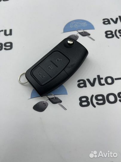 Ключ Форд Фокус 2 (Ключ Ford Focus 2)