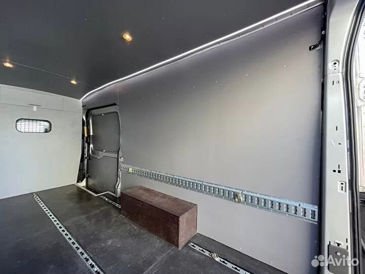 Обшивка кузова фургона Форд Транзит MAXi L4H3 комп