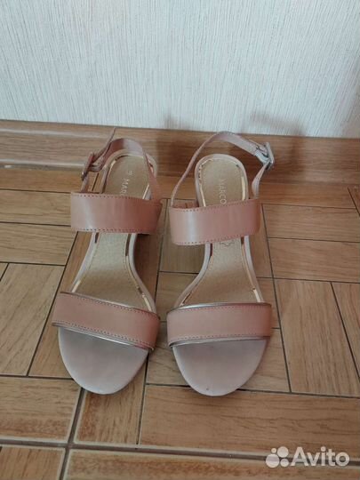 Босоножки женские