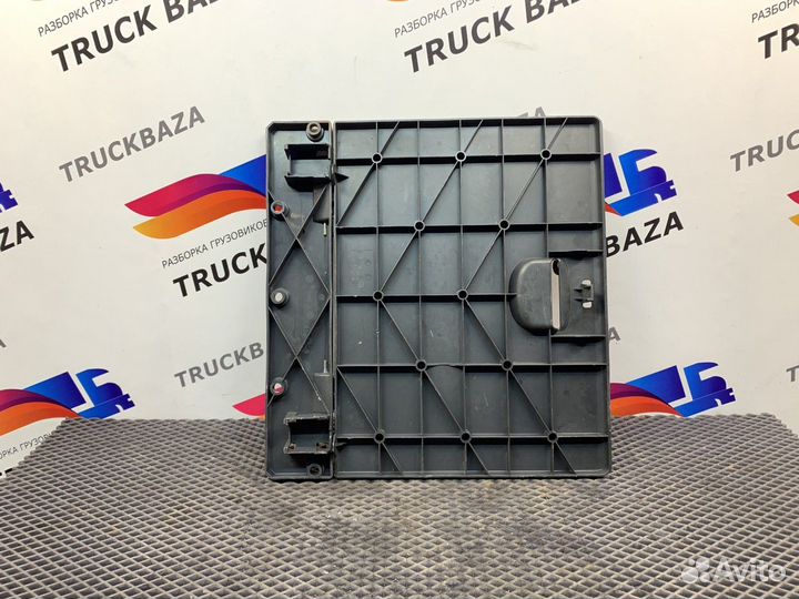 0008430564 Крышка (дверца) бардачка