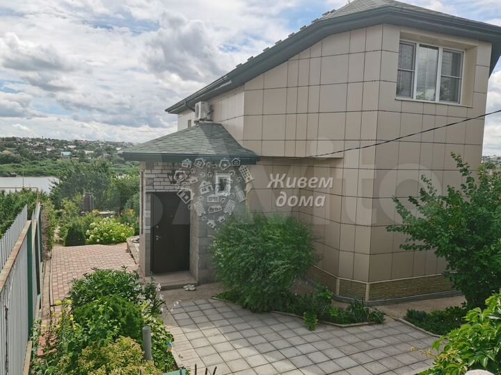 Дом 145,3 м² на участке 15 сот.