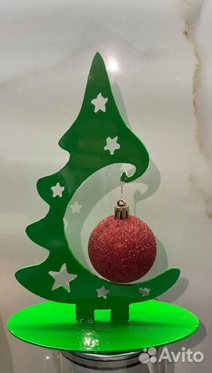 Новогодняя металическая елка на стол