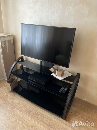 Полка для тв Mart Каскад