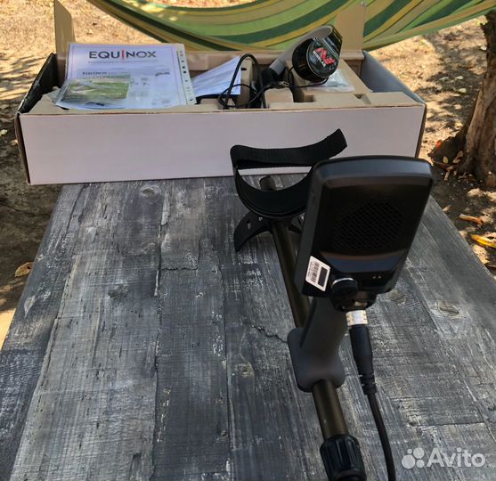 Металлоискатель Minelab Equinox 600, без катушки
