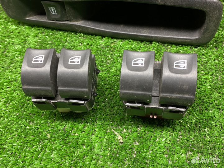 Renault kaptur кнопки стеклоподъемника
