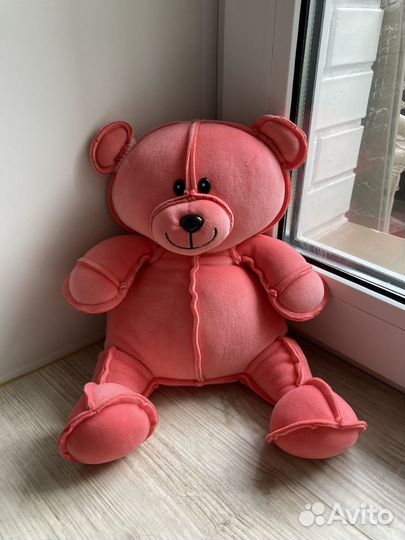 Плюшевый медведь