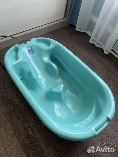 Детская ванна со сливом и анатомической горкой
