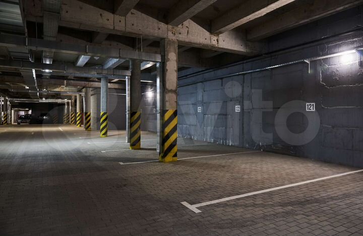 Машиноместо, 15 м²