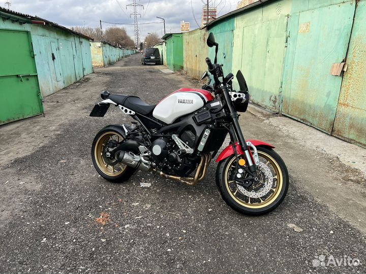 Yamaha XSR900
