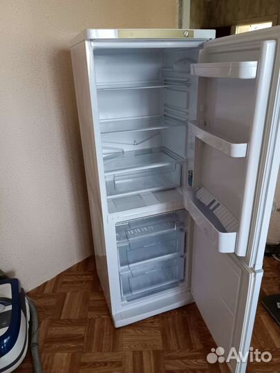Холодильник бу indesit