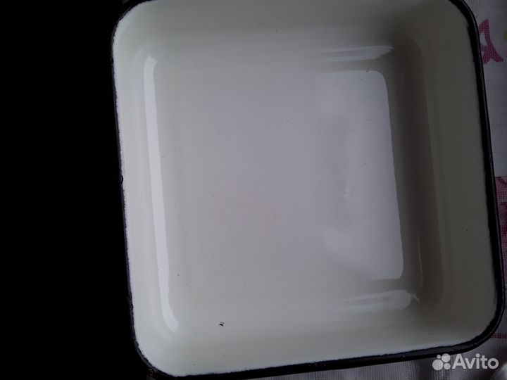 Эмалированная форма 18х18 см б/у