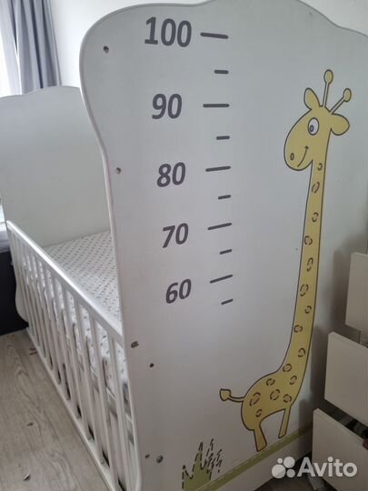 Детская кроватка с маятником от 0 до 3 лет