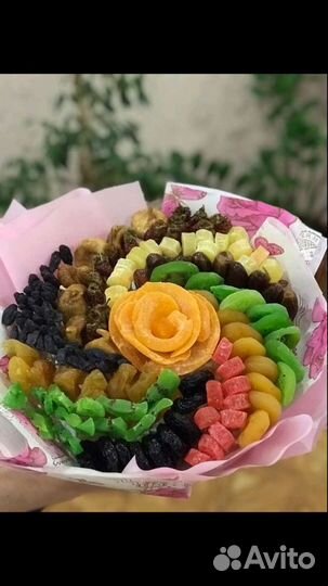 Букет из сухофруктов