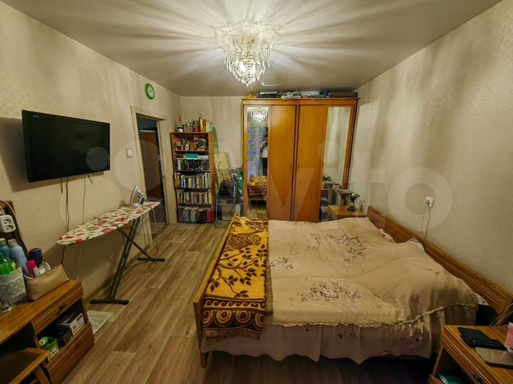 2-к. квартира, 55 м², 8/12 эт.