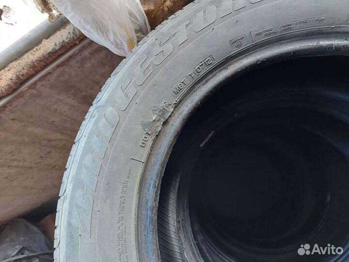 Bridgestone Dueler H/P Sport 215/65 R16