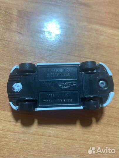 Машинка hotwheels