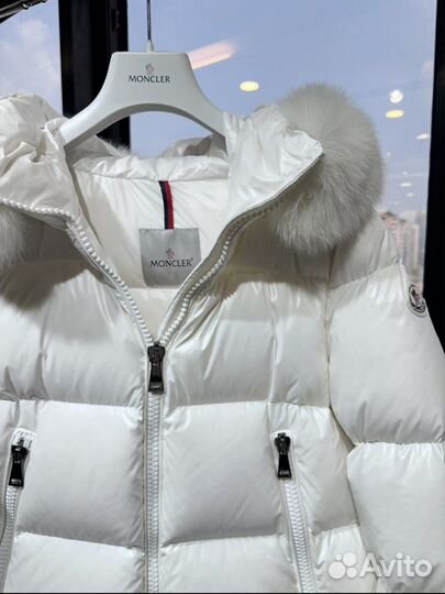 Пуховик Moncler Laiche