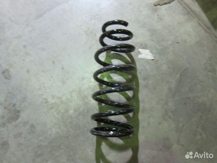 Пружина подвески задней Nissan Primera 3 P12