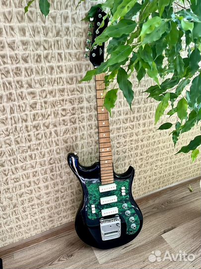 Электрогитара урал 650