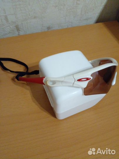 Солнцезащитные очки мужские