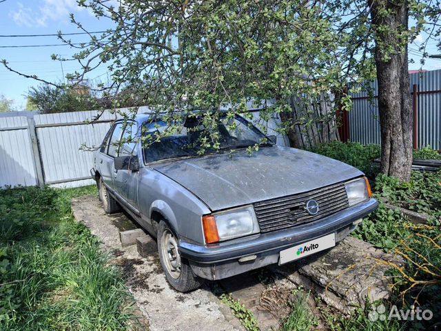 Opel Rekord 2.0 MT, 1980, 90 000 км с пробегом, цена 50000 руб.